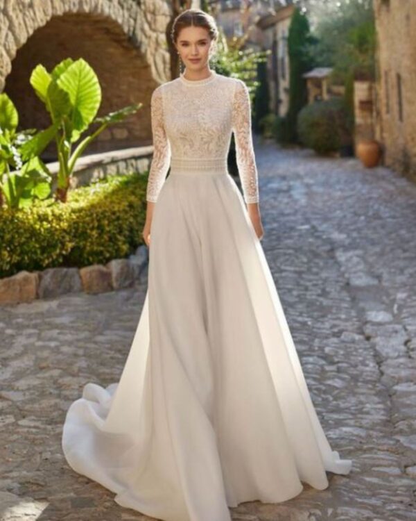 Corte en A Rosa Clará