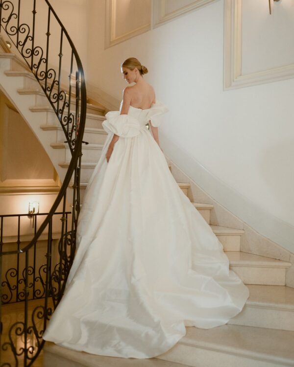 Pronovias