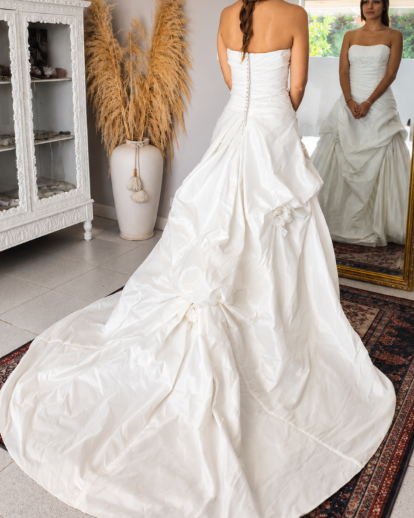 Pronovias